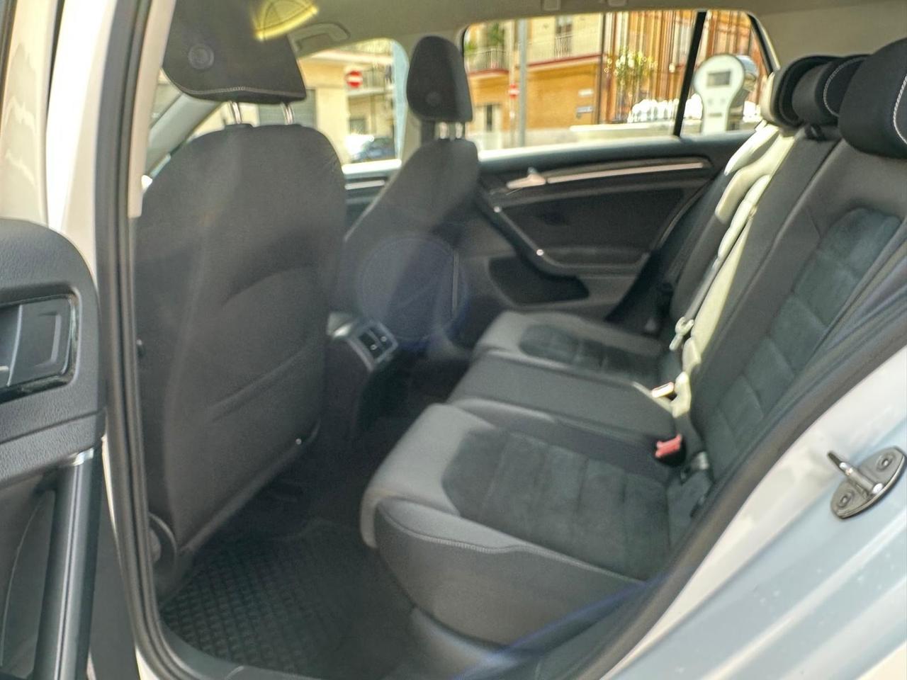 Volkswagen Golf 1.6 TDI 110 CV 5p. Highline BlueMotion Technology