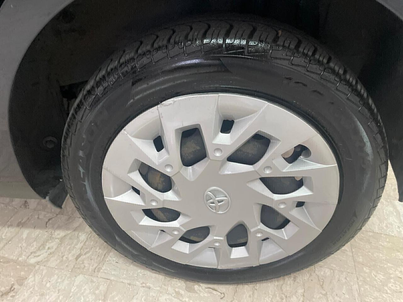 TOYOTA AYGO 1.0 VVT-i 72 CV 5P 96.000 KM