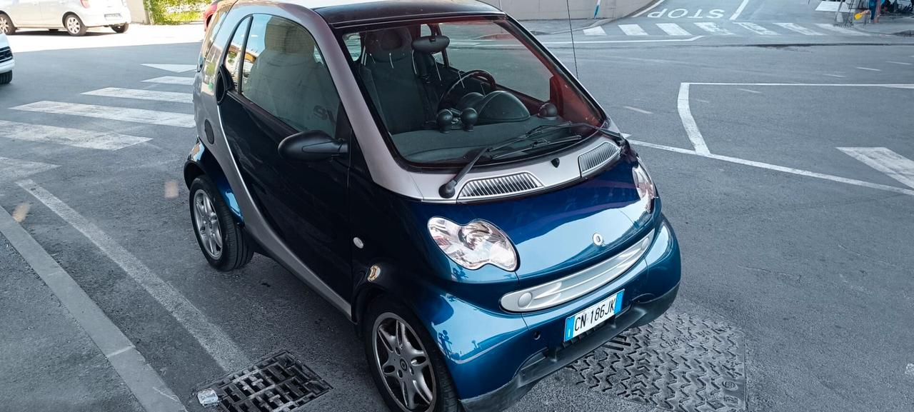 Smart ForTwo 700 coupé passion (45 kW)