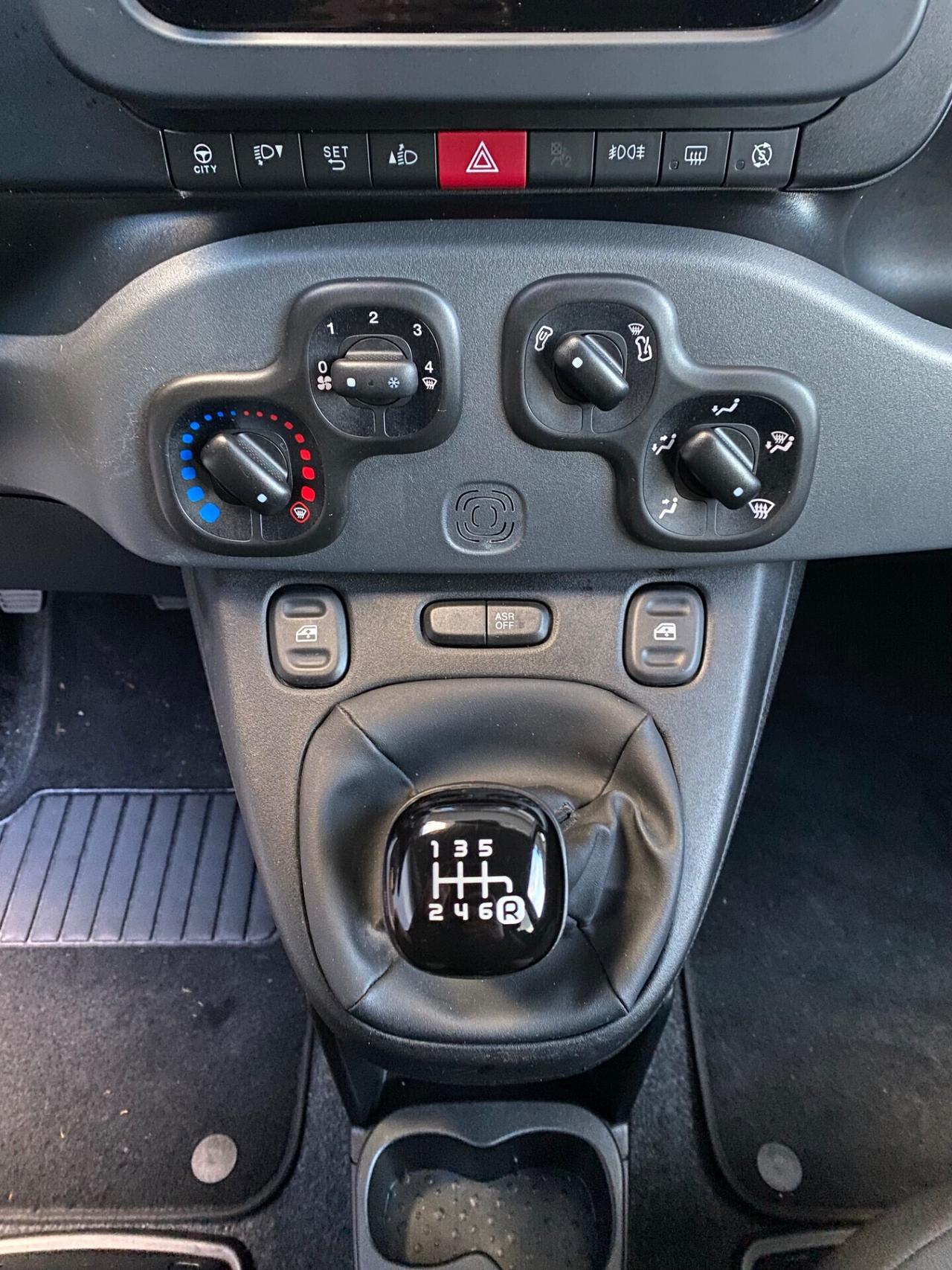 Fiat Panda 1.0 FireFly 70cv S&S Hybrid City Life