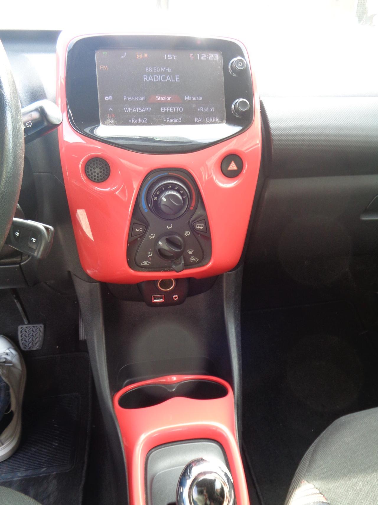 Citroen C1 Airscape VTi 68 ETG 5 porte Feel