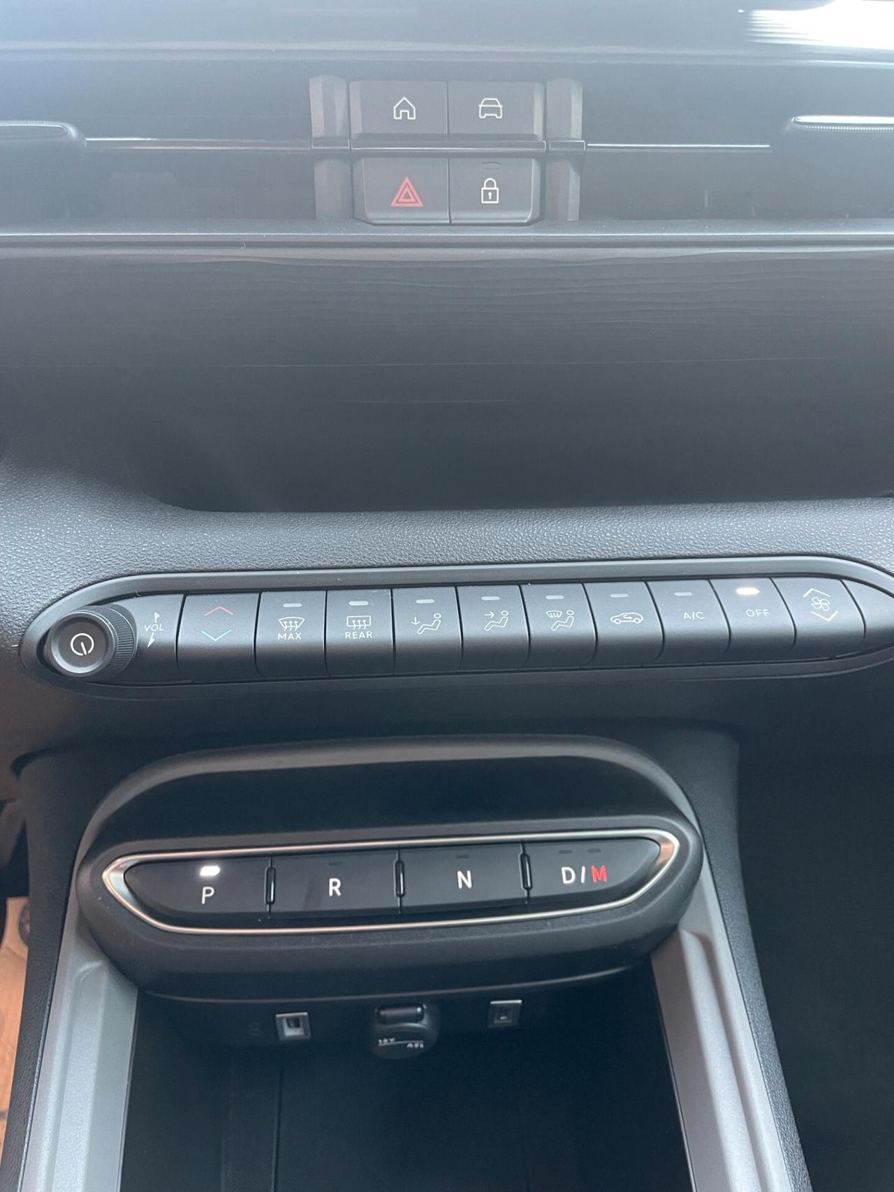 Jeep Avenger KM0 1.2 Turbo 110 CV MHEV Longitude