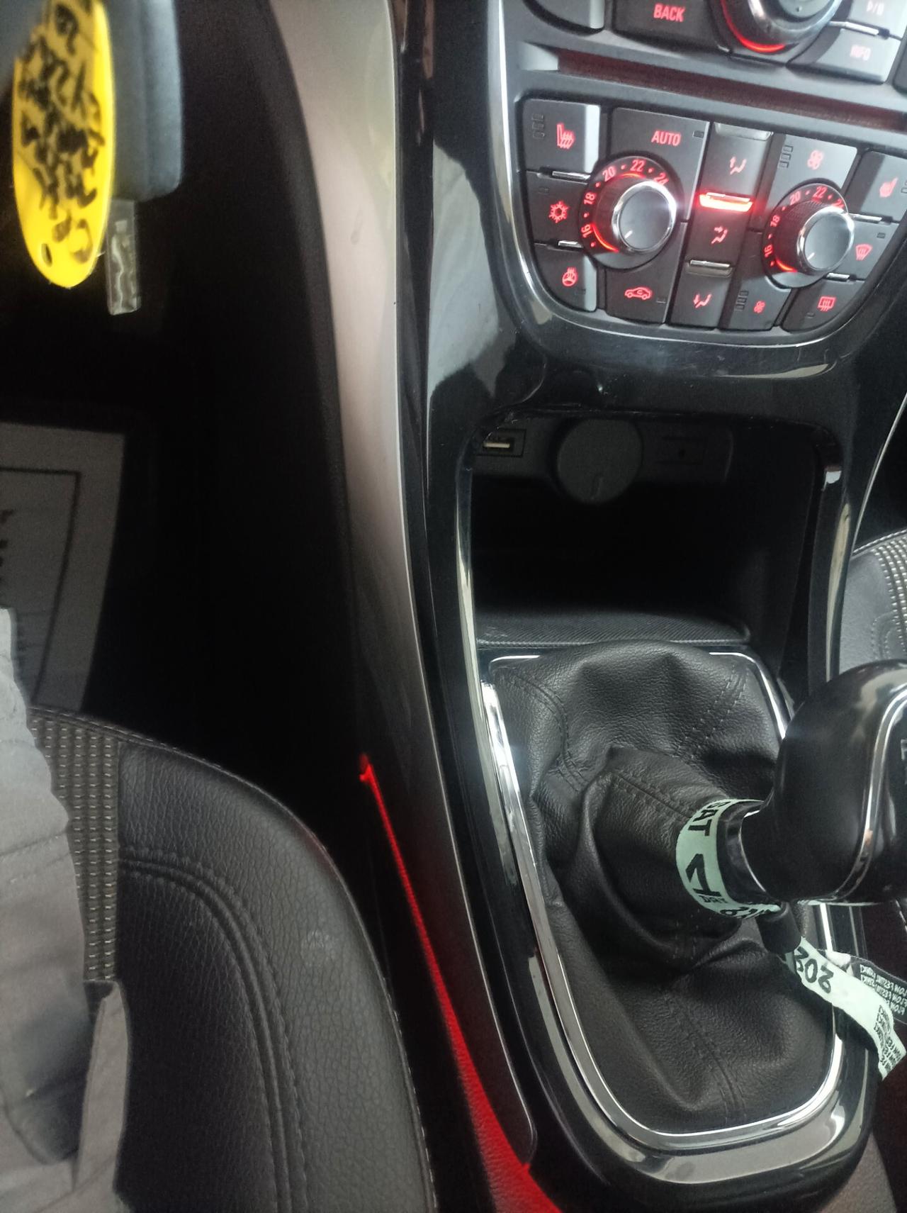 Opel Astra 1.6 CDTI 136CV EcoFLEX S&S Sport Tourer Cosmo2015