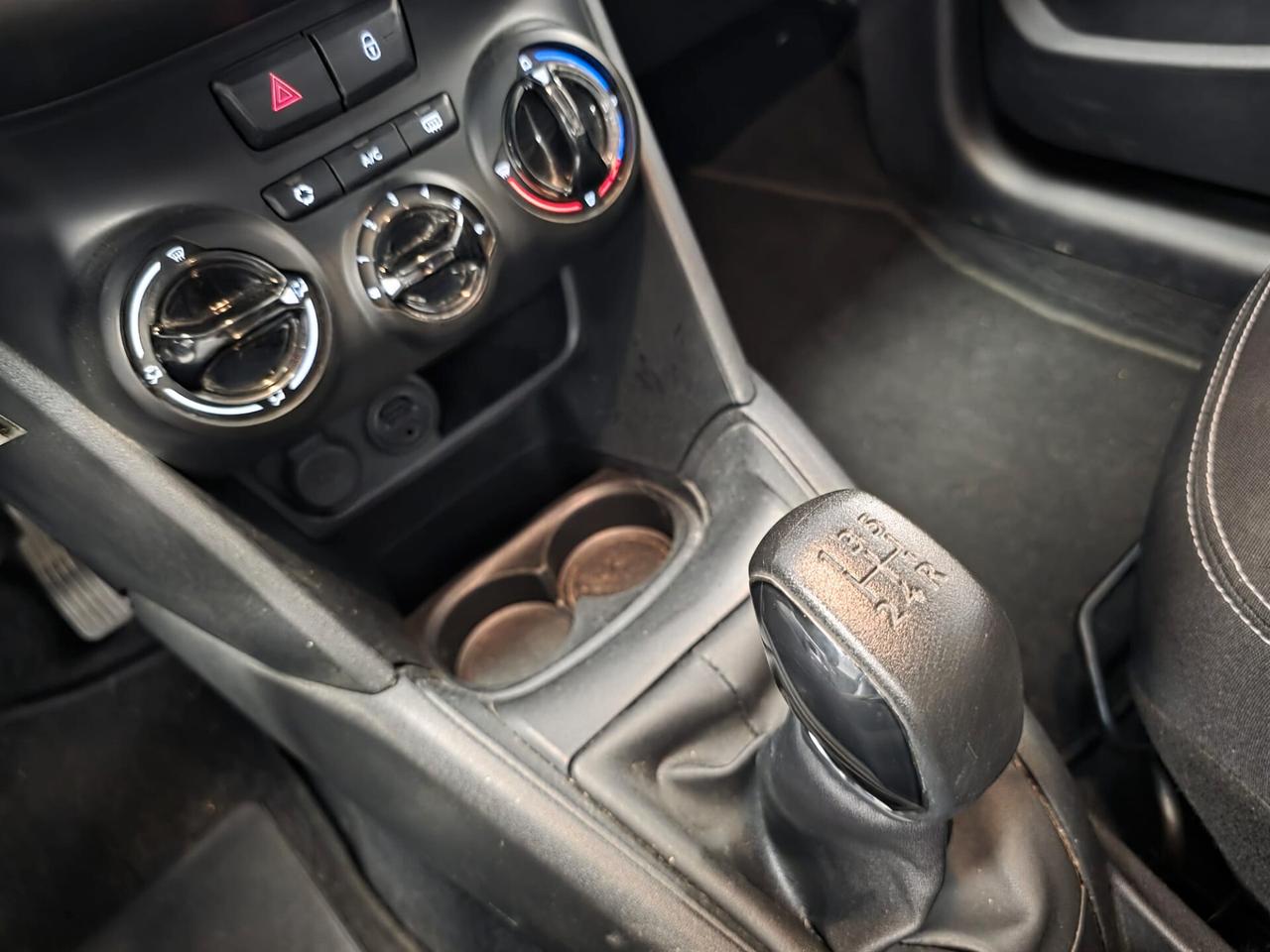 Peugeot 208 PureTech 82 5 porte Allure