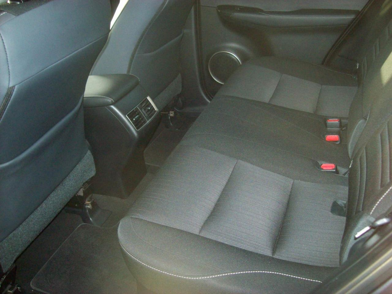 Lexus NX 300h Hybrid 4WD Business