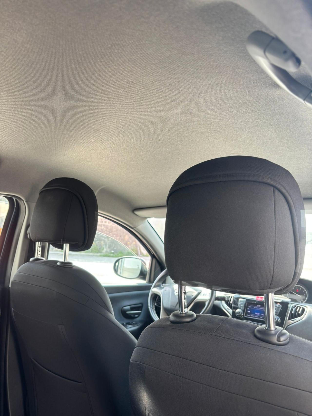 Lancia Ypsilon 1.2 69 CV 5 porte S&S Gold