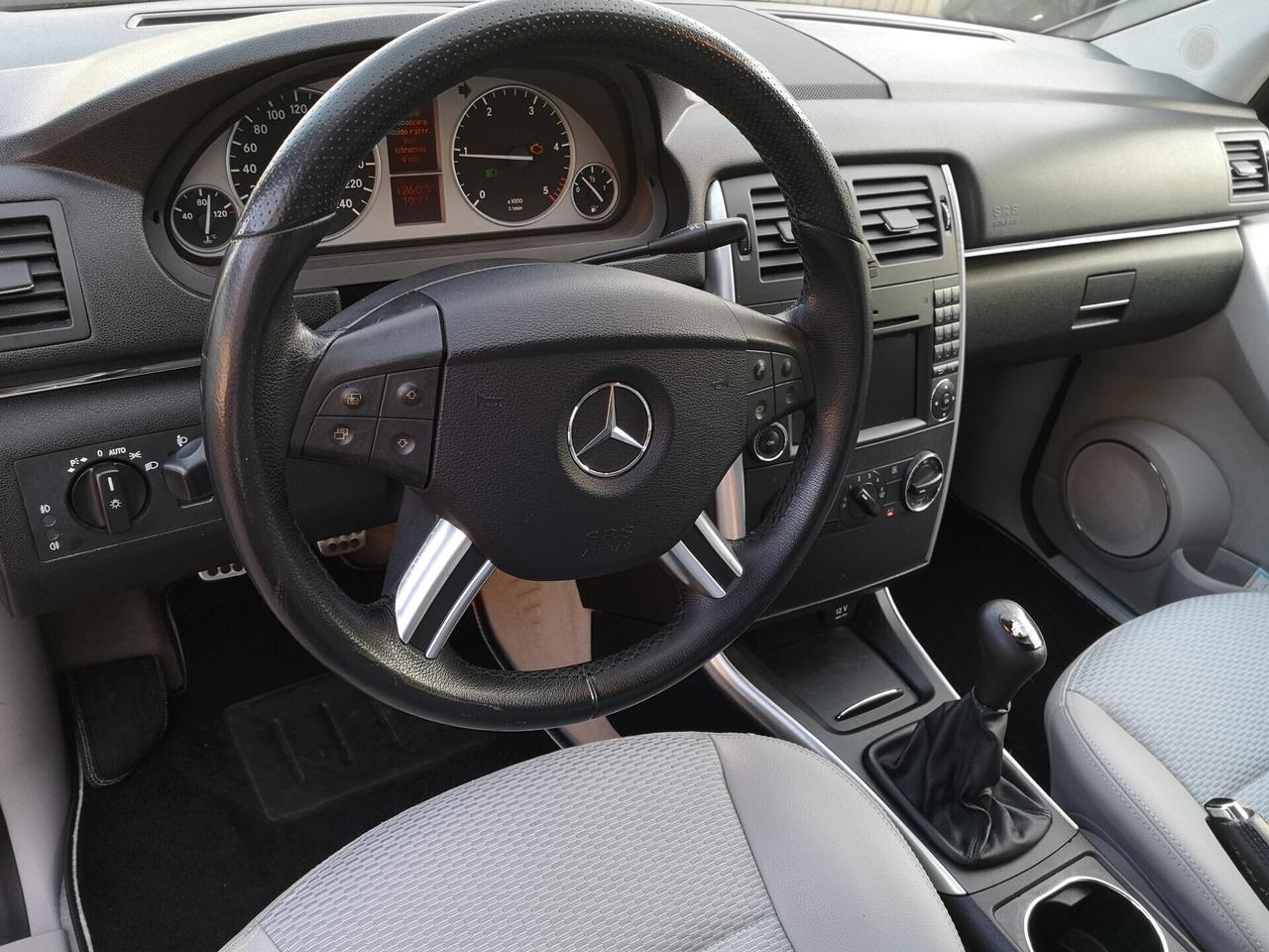 Mercedes-benz B 200 CDI Executive