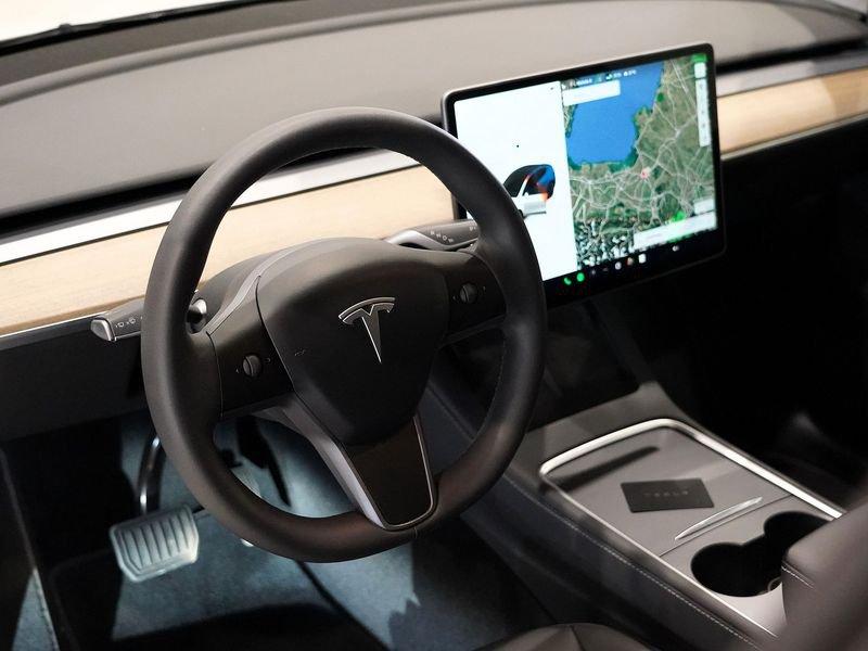 Tesla Model Y Model Y Single Motor rwd