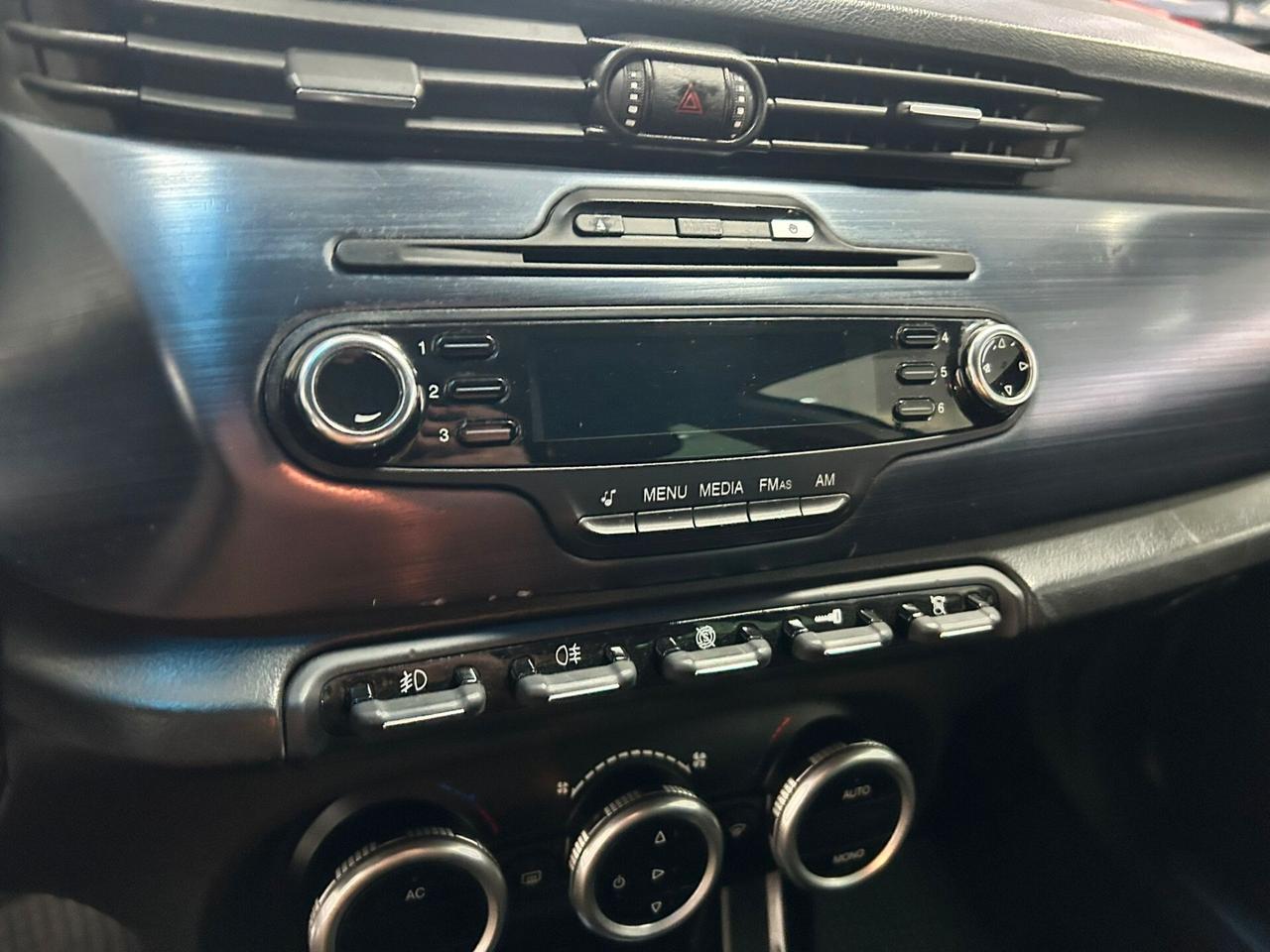 Alfa Romeo Giulietta 1.6 JTDm-2 2011