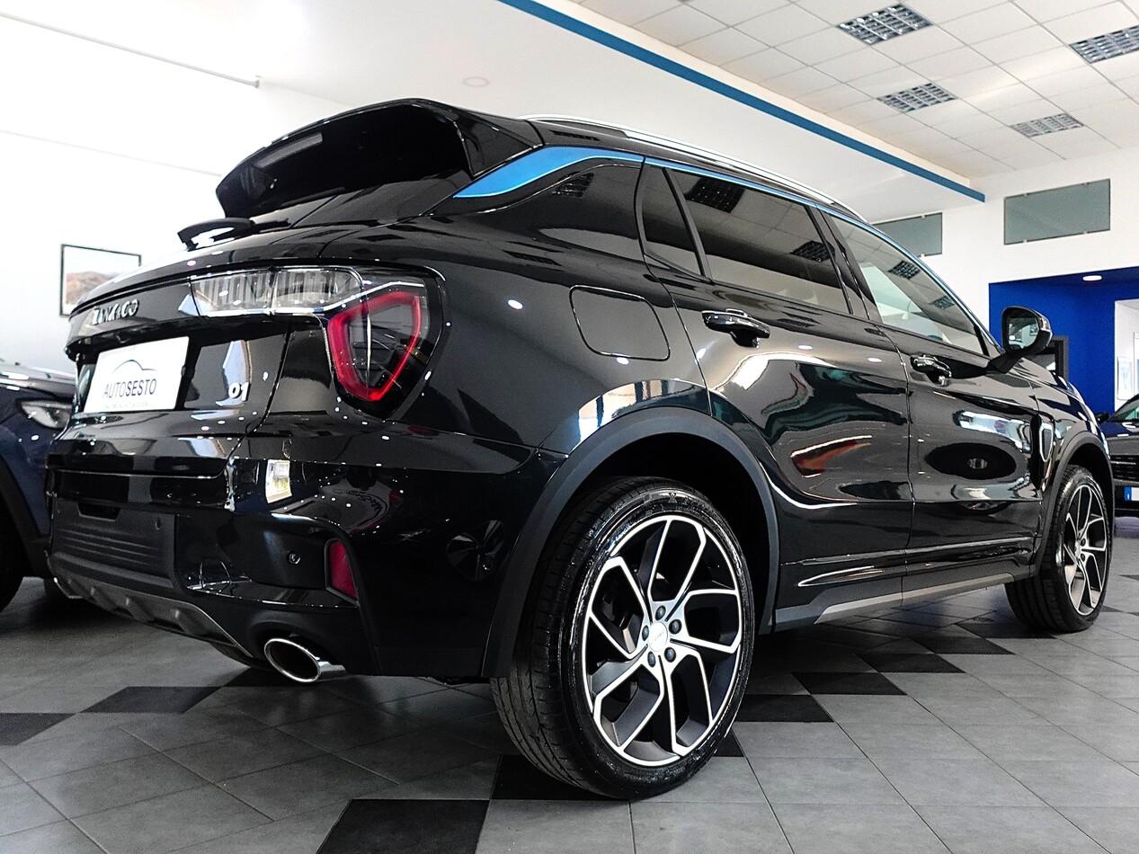 Lynk and Co 01 1.5 BZ 261 CV PHEV 01