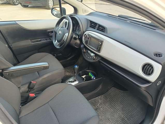 Toyota Yaris hybrid 5p 1.5h Lounge AUTOMATICA X NEOP.