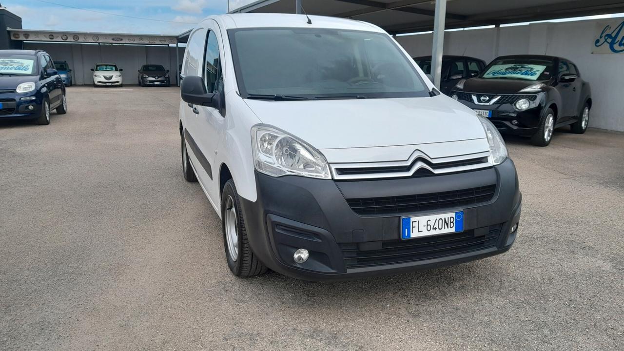 Citroen Berlingo BlueHDi 100 Van 3 posti Club L1
