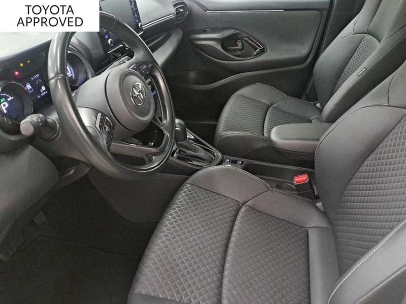 Toyota Yaris 1.5 HYBRID STYLE