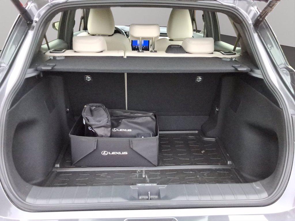 LEXUS Lbx 1.5 hybrid elegant 2wd del 2024