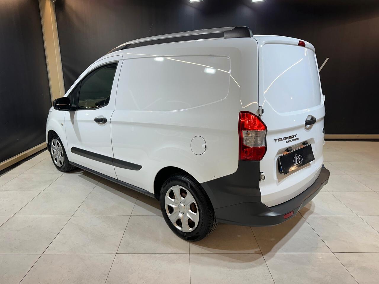 Ford Transit Courier 1.5 TDCi 75CV Van Trend * IVA ESCLUSA *