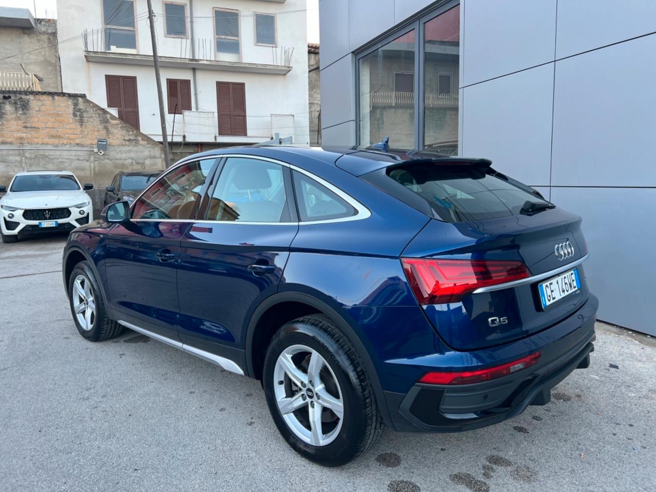 Audi Q5 40 TDI 204 CV quattro S tronic - anno 2021 - km 98.000