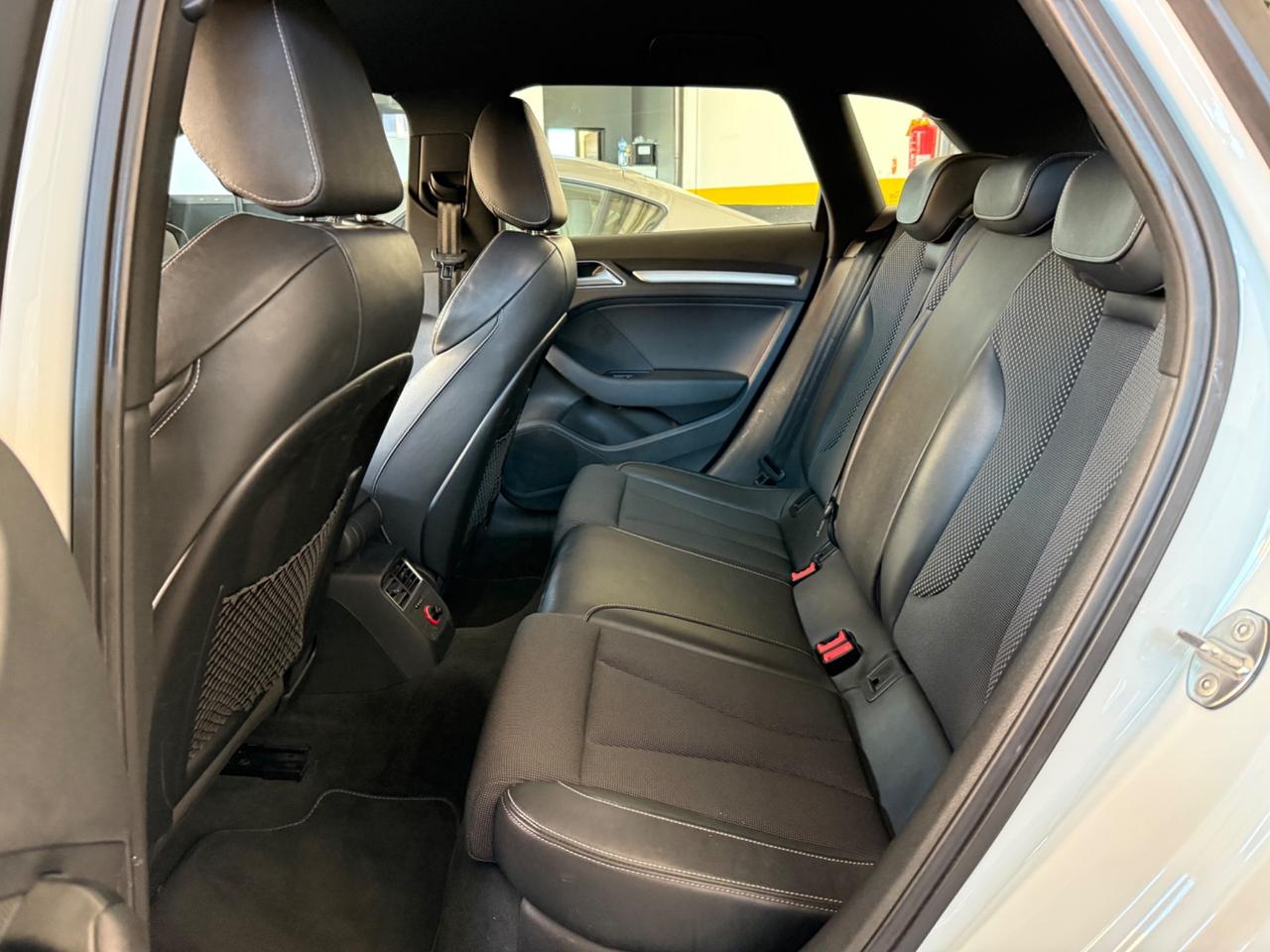 Audi A3 SPB 1.8 TFSI S tronic S-LINE