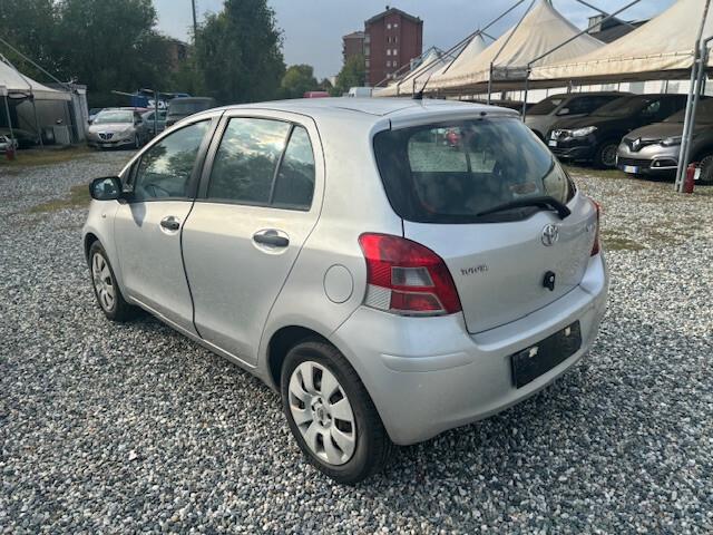 Toyota Yaris 1.0 5 porte Now GPL