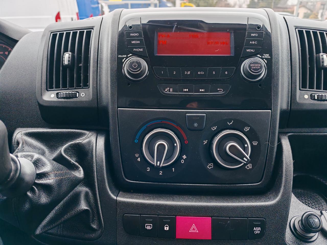 Peugeot Boxer 35 2.2 BlueHDi 140 S&S PLM-TA BOXATO