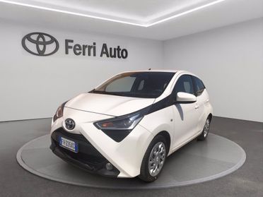 TOYOTA Aygo 5p 1.0 x-play 72cv del 2019