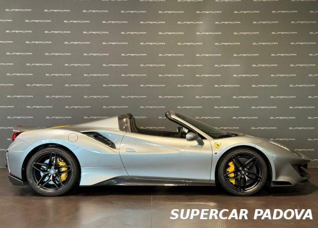 FERRARI 488 Pista Spider