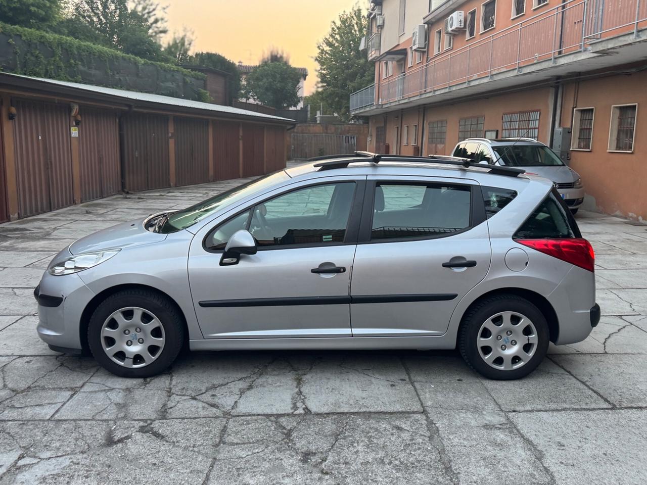 Peugeot 207 1.4 8V 75CV 5p. NO ARIA CONDIZIONATA