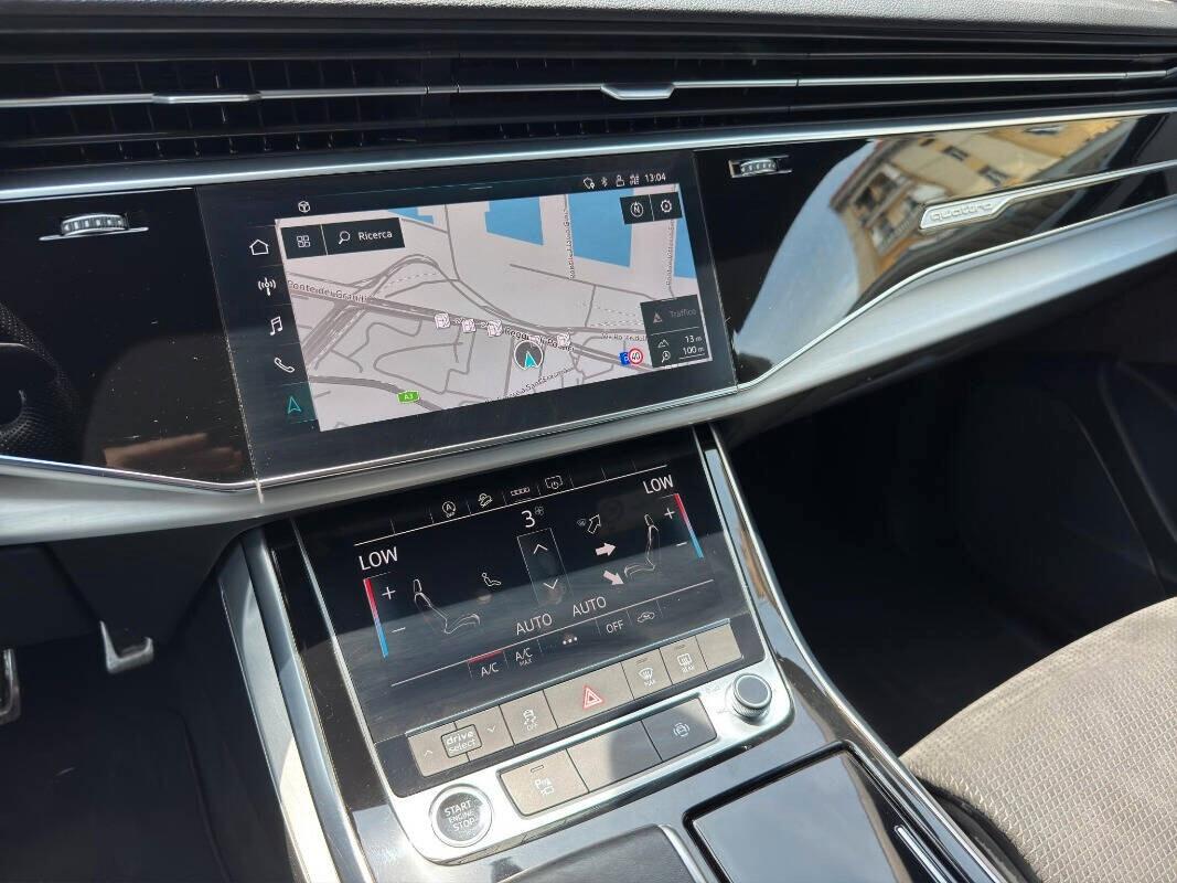 Audi Q8 45 TDI quattro tiptronic Sport 2020