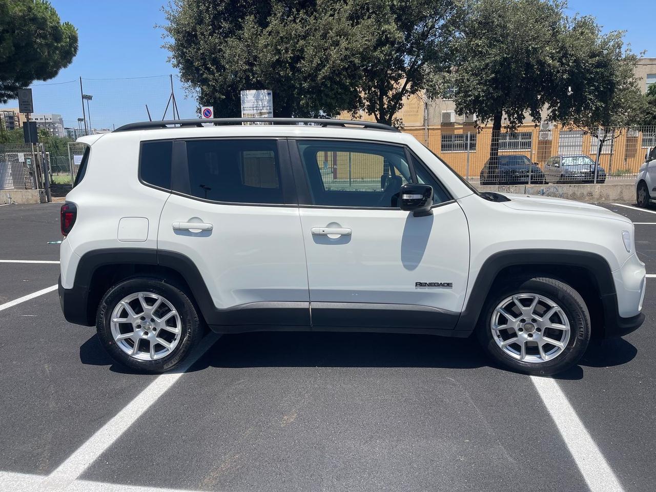 Jeep Renegade 1.5 GSE e-HYBRID MHEV Limited #11416