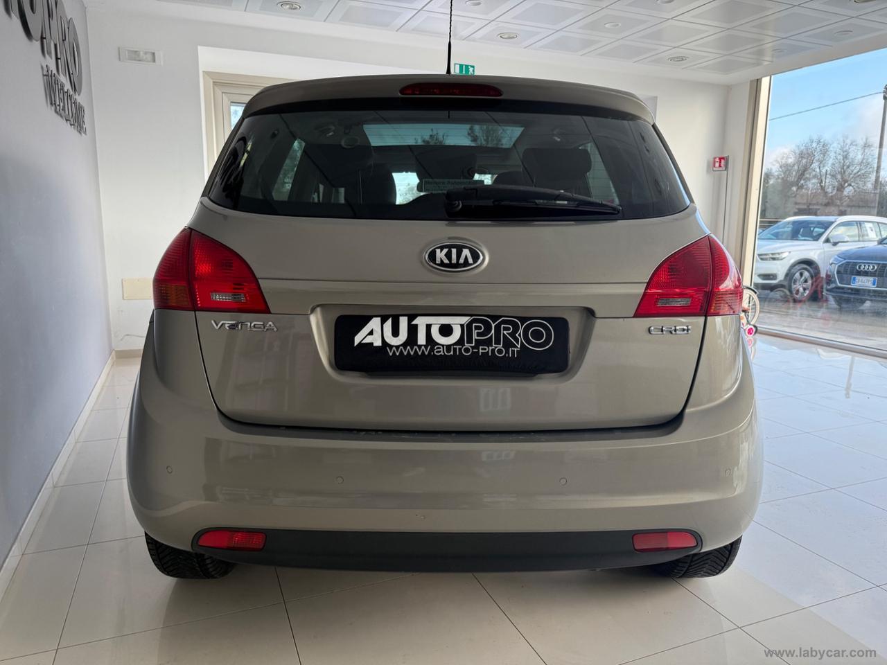 KIA Venga 1.6 CRDi 128 CV Cool TETTO APRIBILE