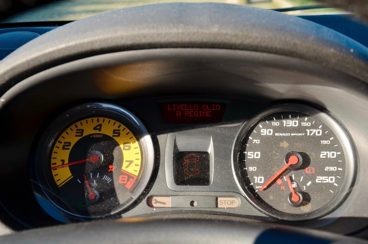 RENAULT CLIO RS 3p 2.0 203cv, PERMUTE