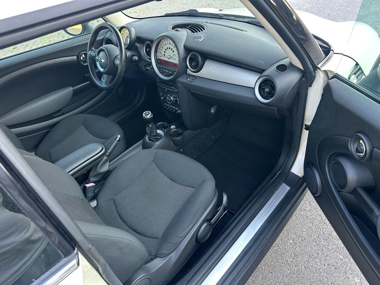 Mini 1.6 16V One D
