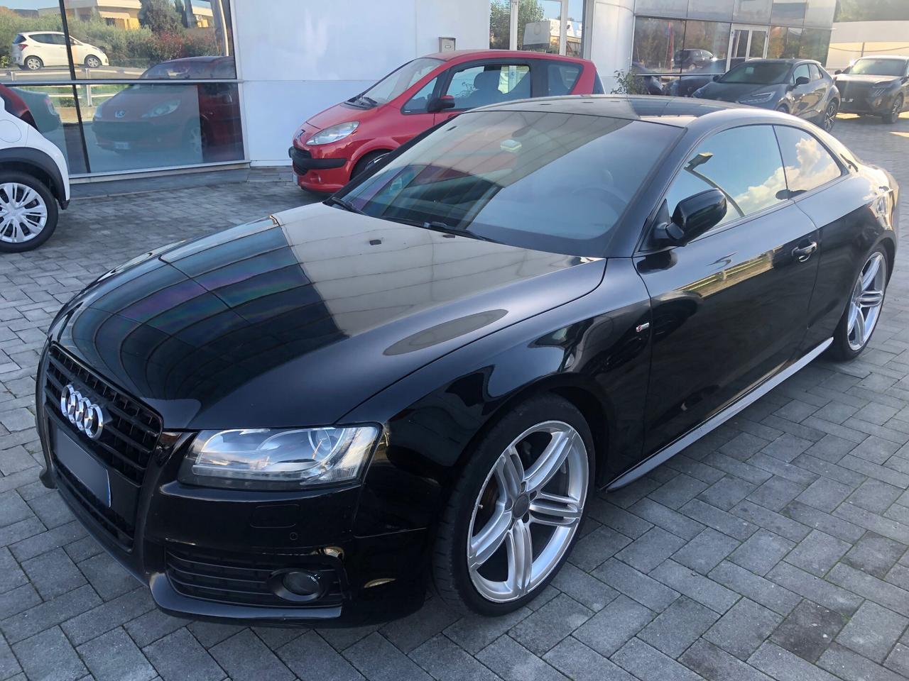 Audi A5 2.0 TFSI 180 CV Ambition