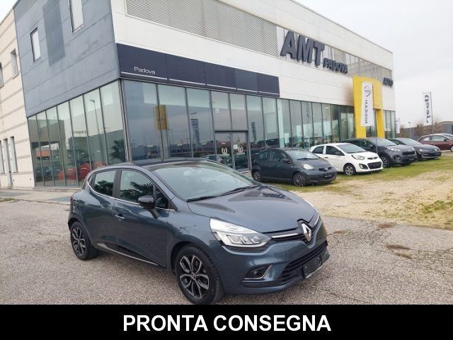 RENAULT Clio TCe 12V 90 CV 5 porte Moschino Intens