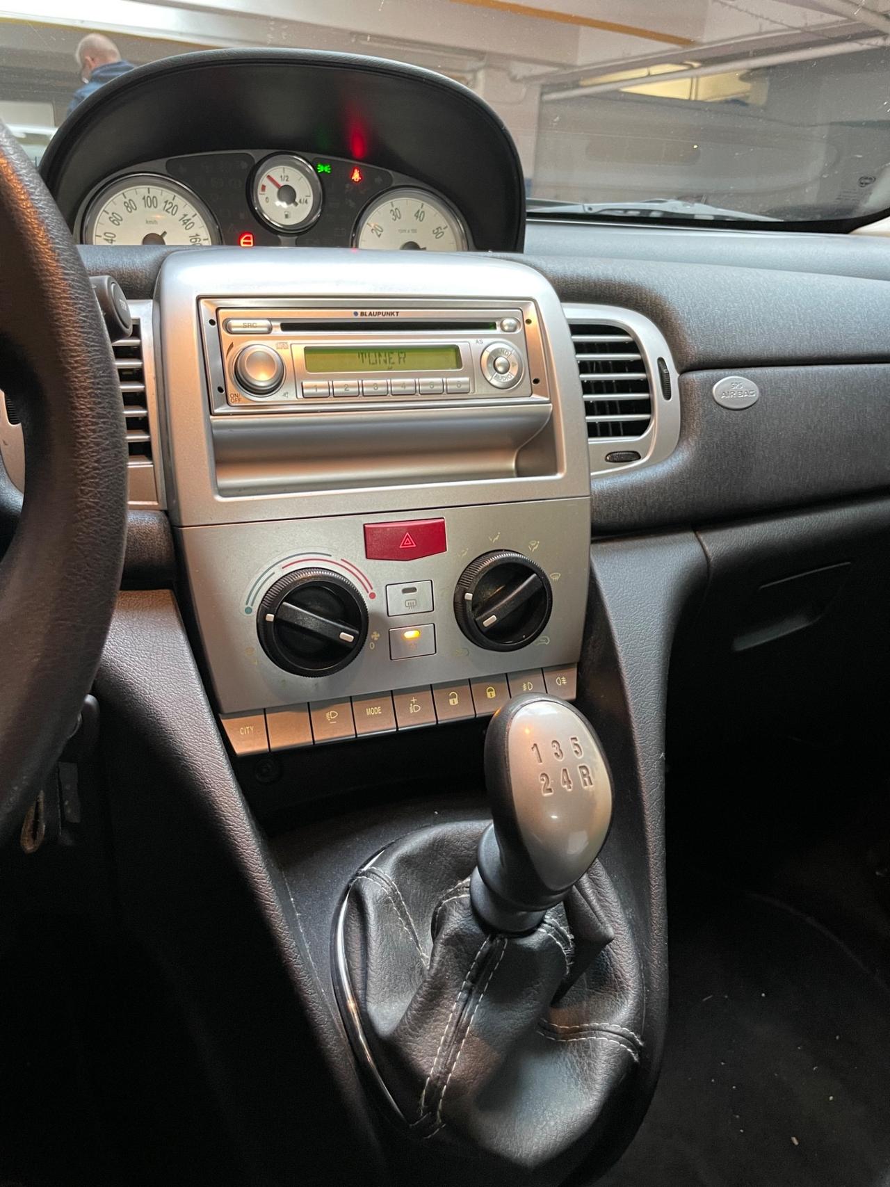 Lancia Ypsilon 1.2 Neopatentati Euro 5