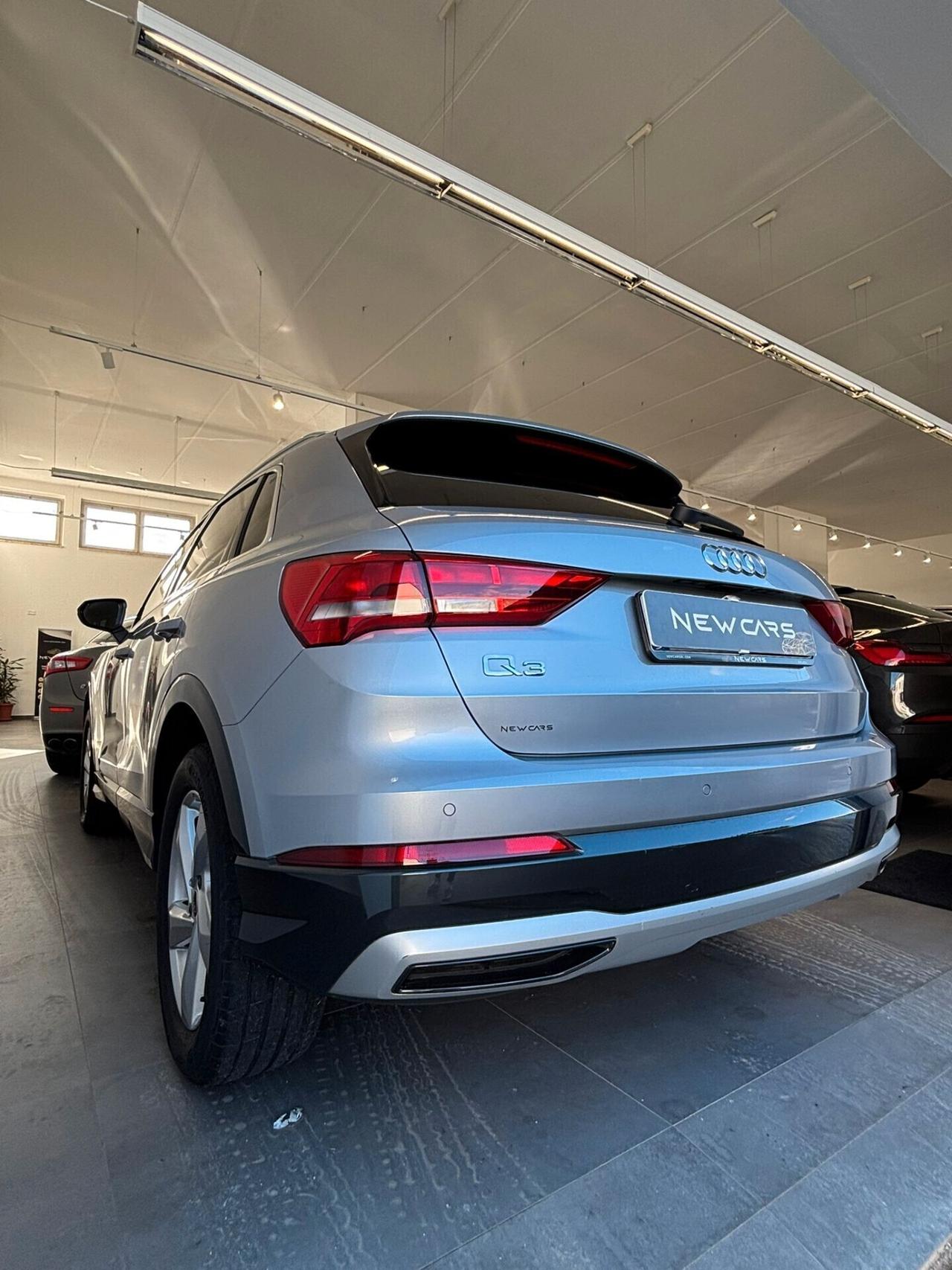 Audi Q3 35 TDI Business Advanced
