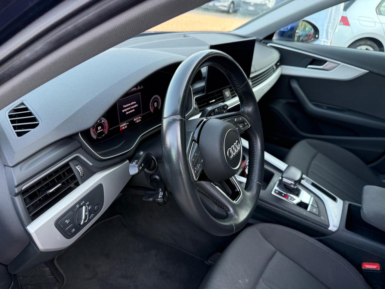 Audi A4 Avant 40 TDI quattro S tronic Business Advanced