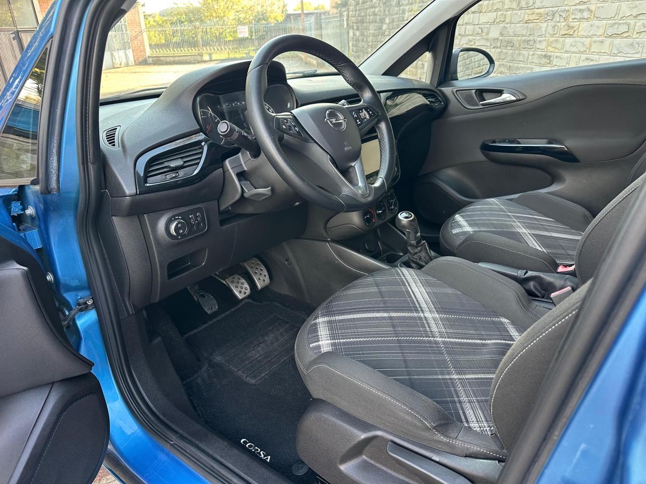 Opel Corsa 1.2 5 porte b-Color no bollo