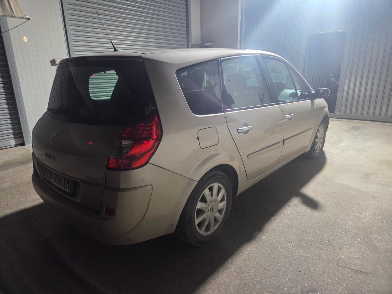 Renault Scenic Grand Scénic 1.5 dCi/105CV Dynamique