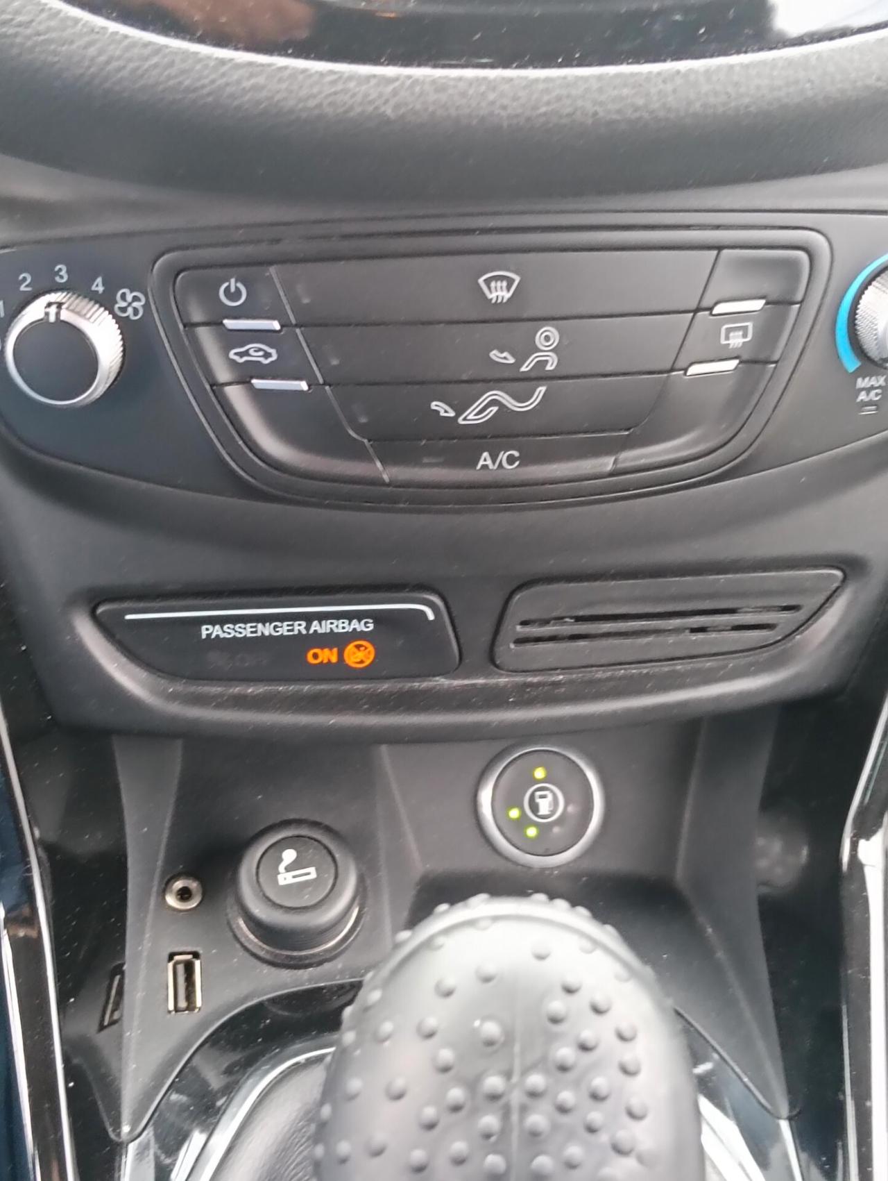 Ford B-Max 1.4 90 CV GPL Business Titanium
