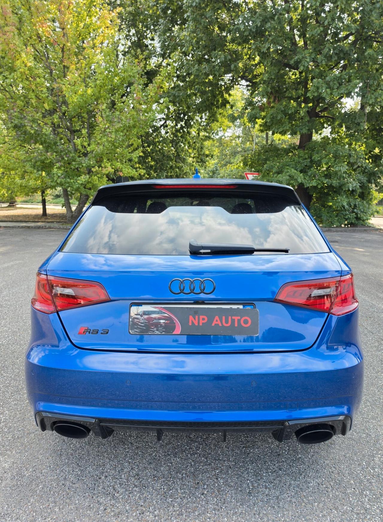 Audi RS3 TFSI quattro S tronic