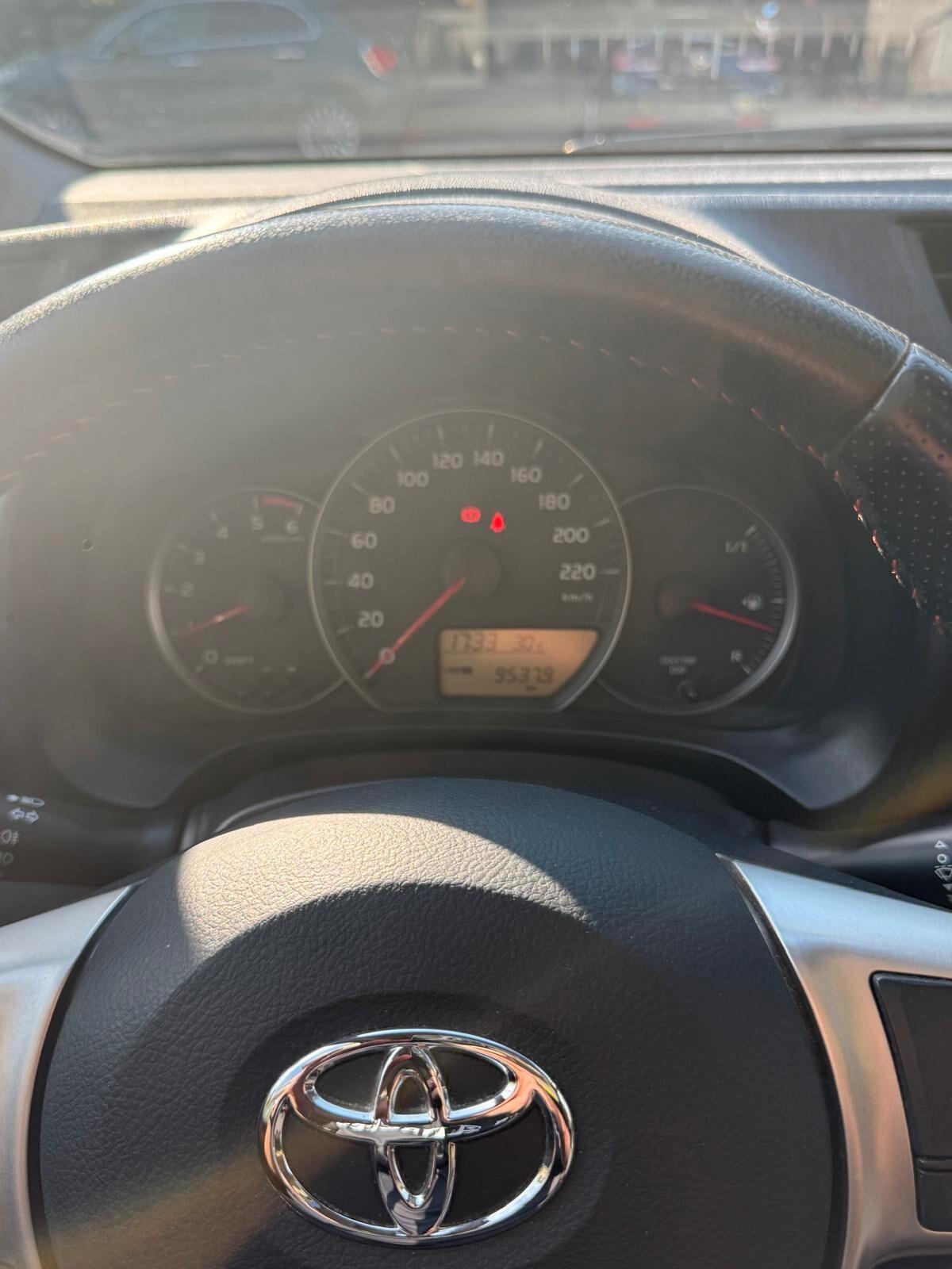 Toyota Yaris 1.4 D-4D 5 porte Lounge