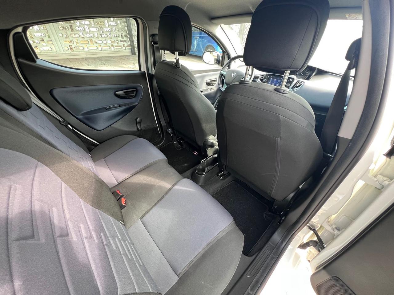 Lancia Ypsilon 1.0 FireFly MHEV #9823