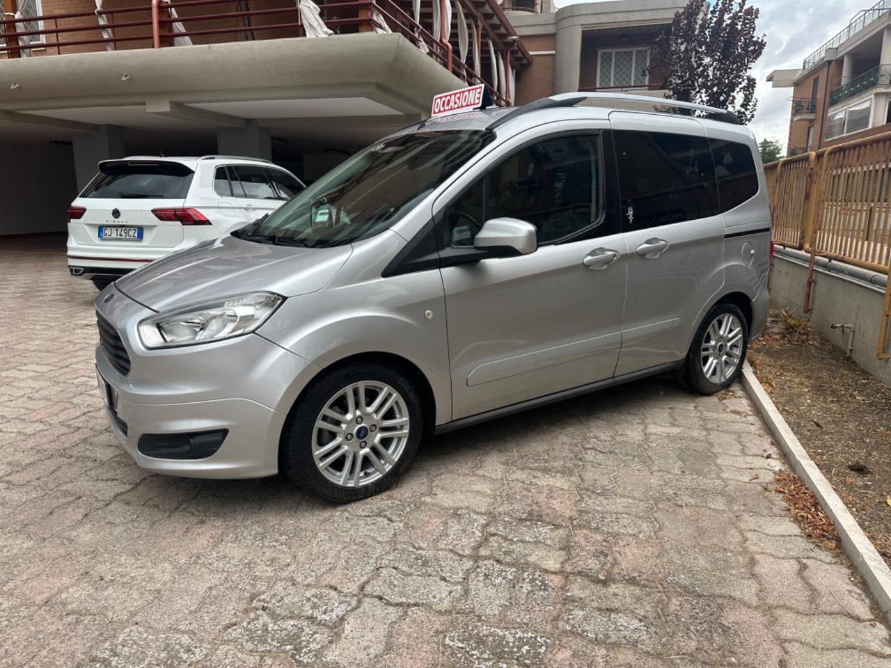 Ford Tourneo Courier Tourneo Courier 1.5 TDCI 95 CV Titanium