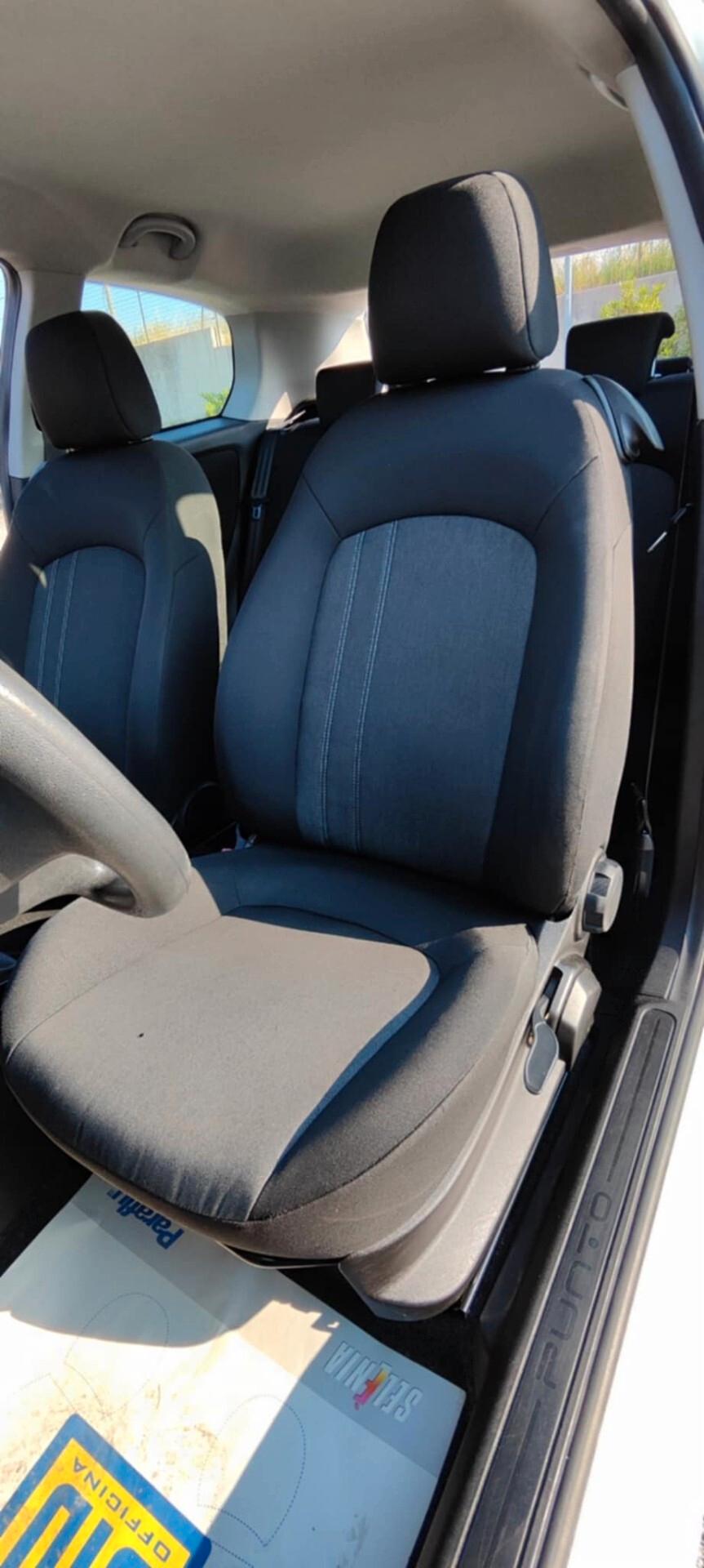 Fiat Punto 1.3 MJT II 75 CV 3 porte Street