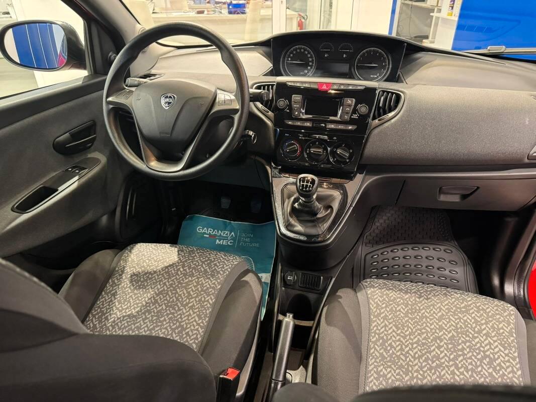 Lancia Ypsilon III 1.0 firefly hybrid Silver s&s 70cv