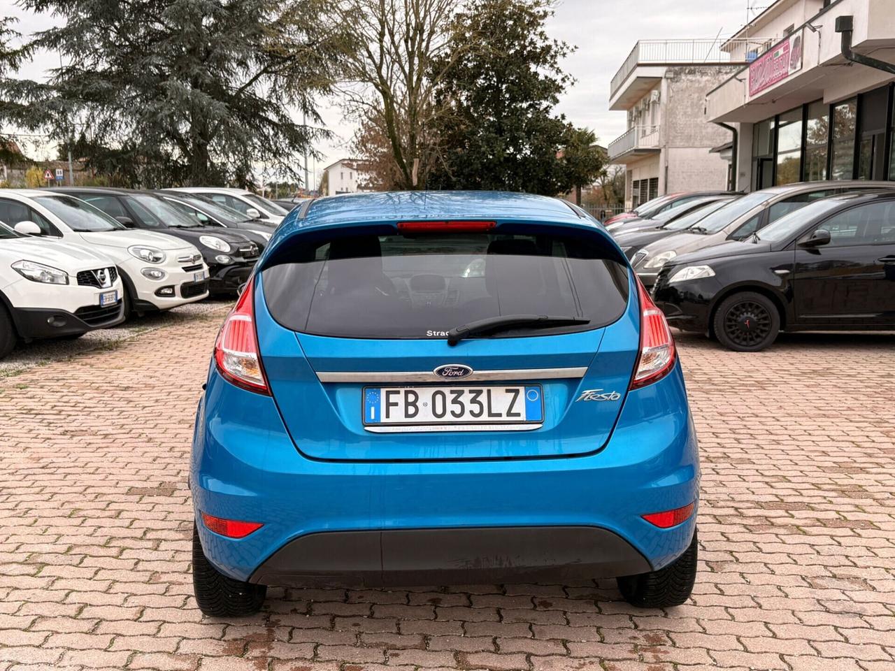 Ford Fiesta 1.4 3 porte Bz.- GPL Black & White Edition