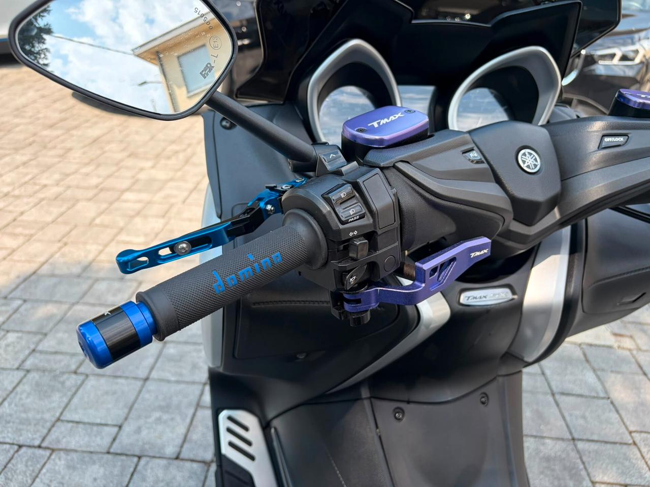 Yamaha TMAX 530 solo 20.000 KM - SCARICO AKRAPOVIC