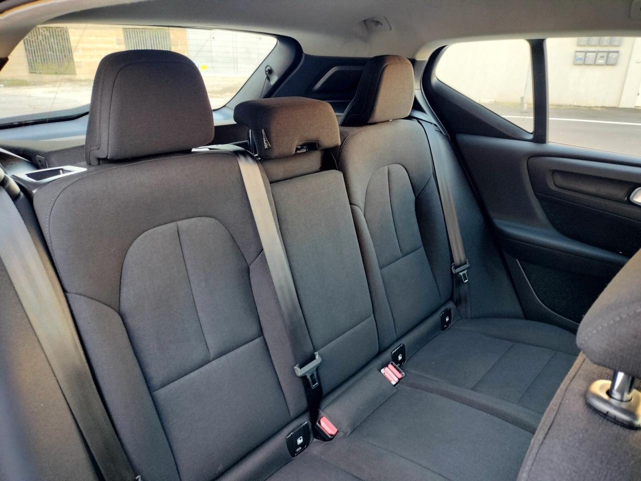 Volvo XC40 D3 AWD Geartronic Momentum