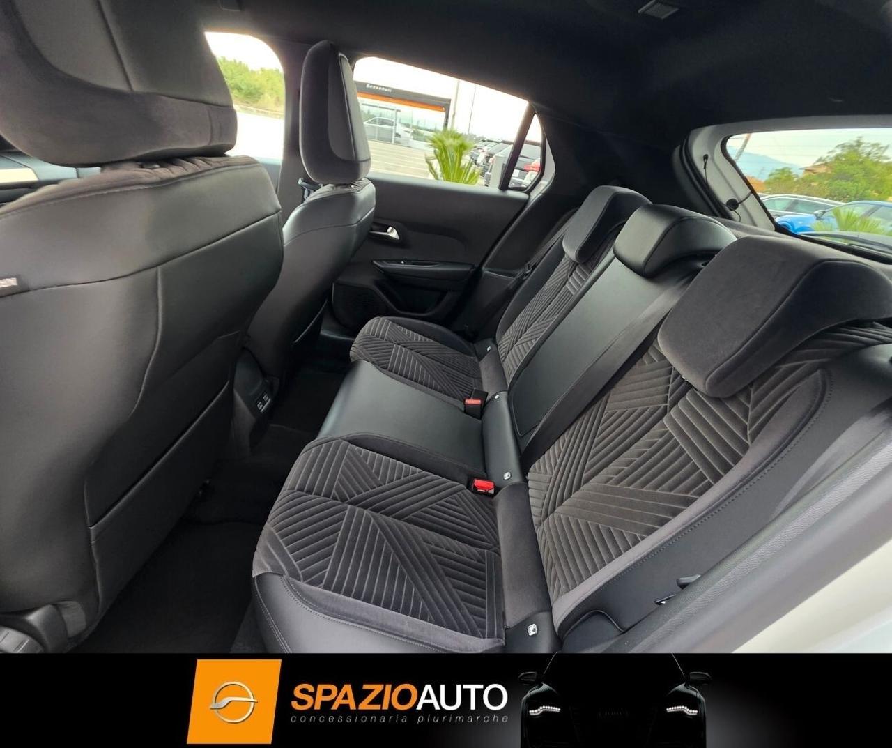 Lancia Ypsilon Hybrid e-DCT *HF LINE* FULL