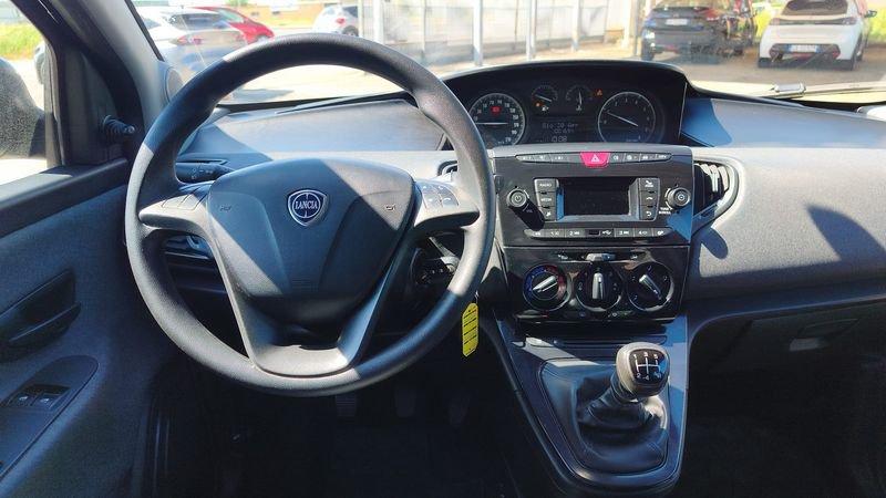 Lancia Ypsilon 1.2 69cv Silver